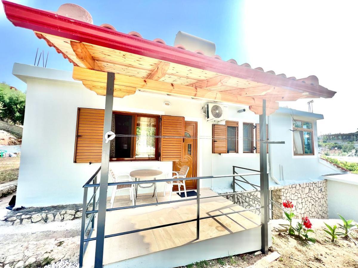 Coral Guesthouse Sarandë Eksteriør bilde