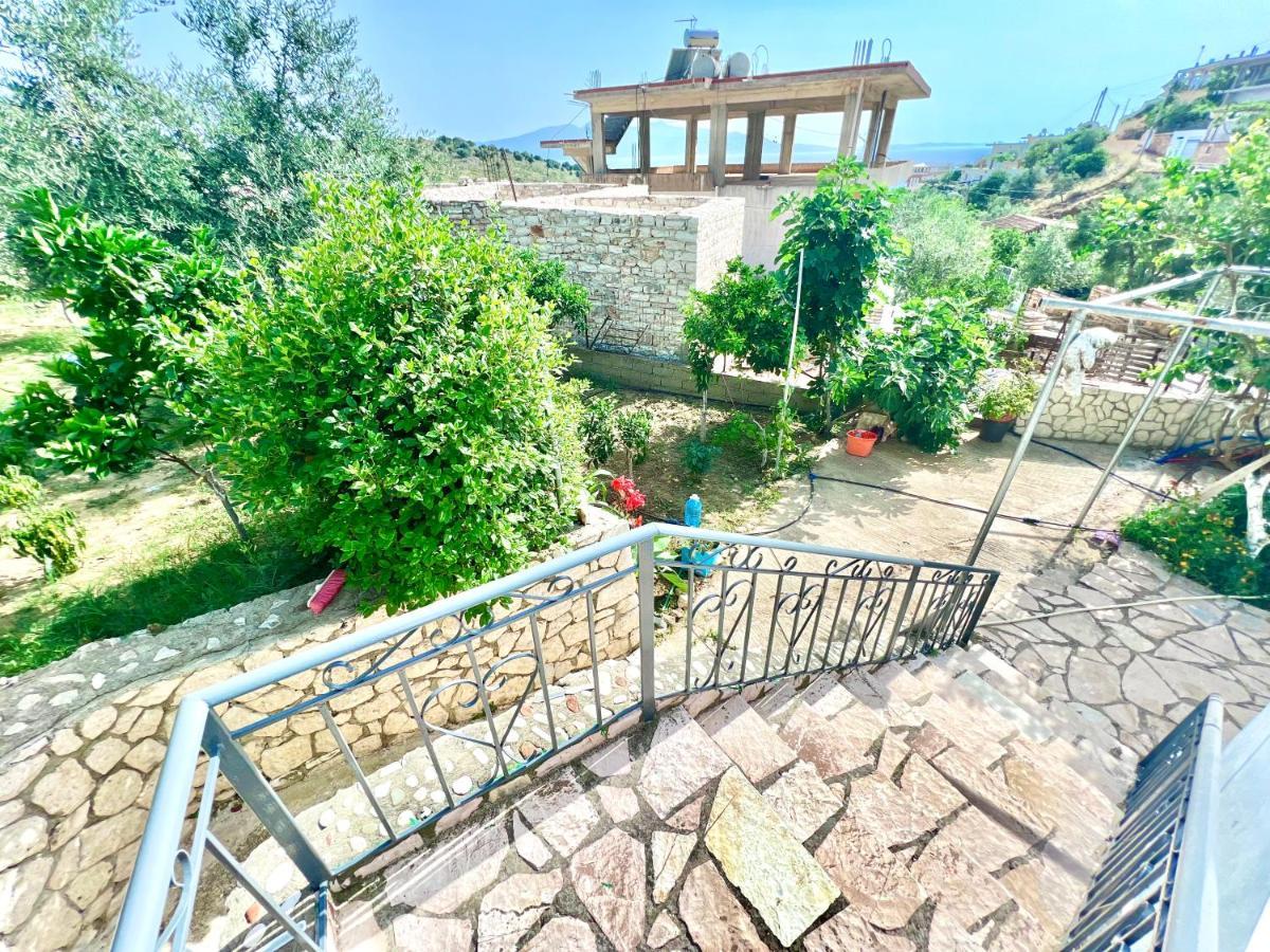 Coral Guesthouse Sarandë Eksteriør bilde