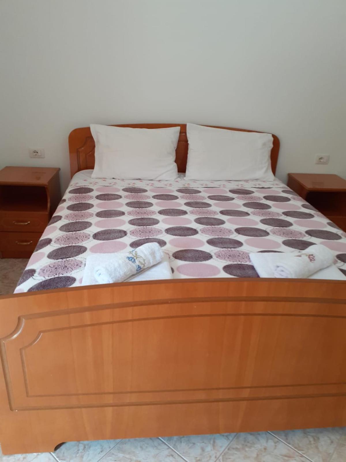 Coral Guesthouse Sarandë Eksteriør bilde