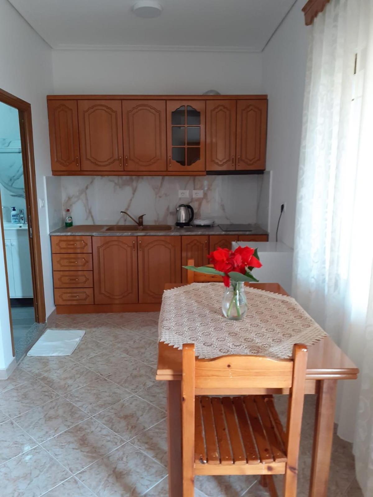 Coral Guesthouse Sarandë Eksteriør bilde
