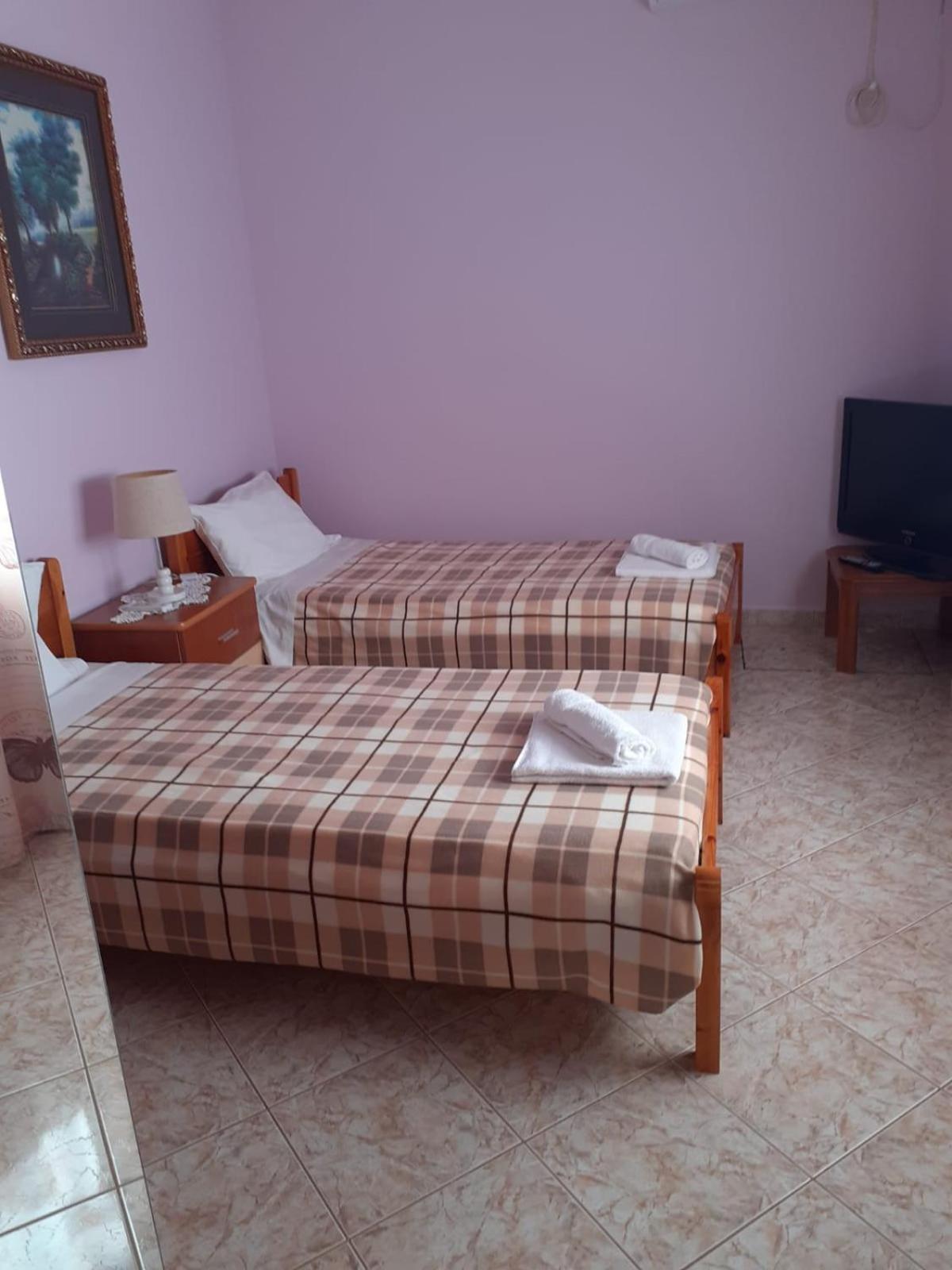 Coral Guesthouse Sarandë Eksteriør bilde